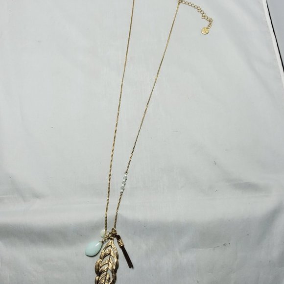 Ruff Hewn gold feather charm necklace - Picture 7 of 8